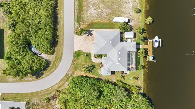 15658 APPLEWHITE CIRCLE, Port Charlotte, FL 33981