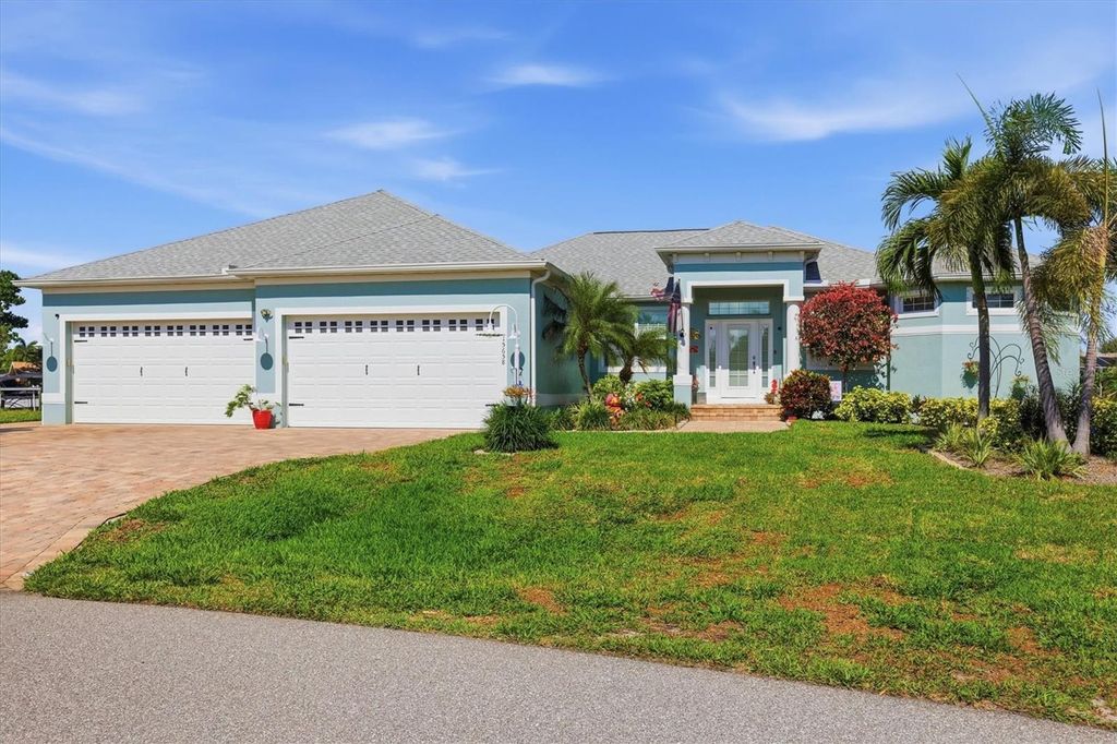 15658 APPLEWHITE CIRCLE, Port Charlotte, FL 33981