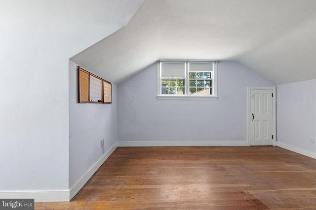 103 BROWNING LN, Bryn Mawr, PA 19010