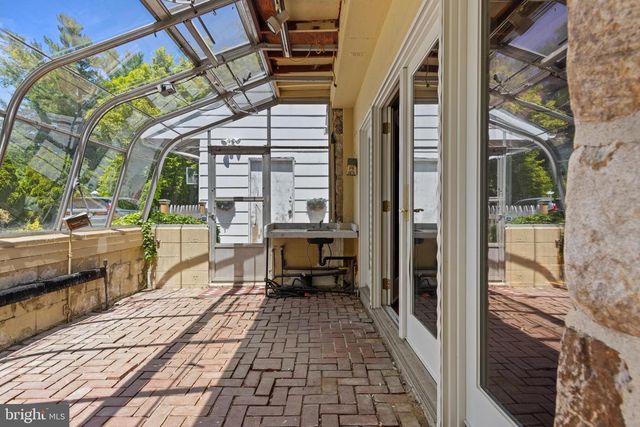 103 BROWNING LN, Bryn Mawr, PA 19010
