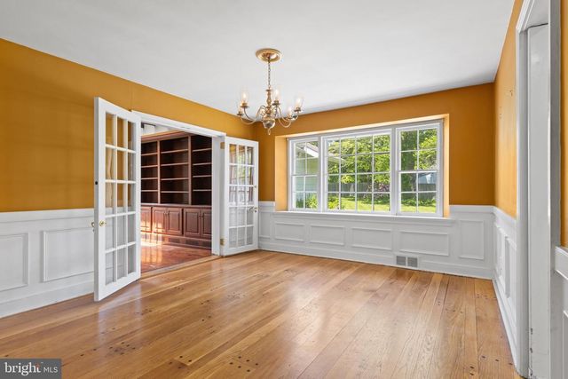 103 BROWNING LN, Bryn Mawr, PA 19010