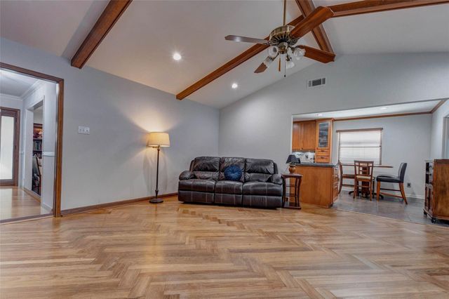 6226 Paisley Street, Houston, TX 77096