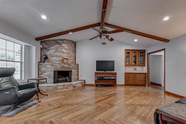 6226 Paisley Street, Houston, TX 77096