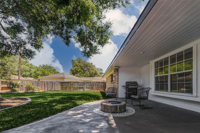6226 Paisley Street, Houston, TX 77096