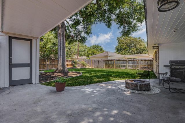 6226 Paisley Street, Houston, TX 77096