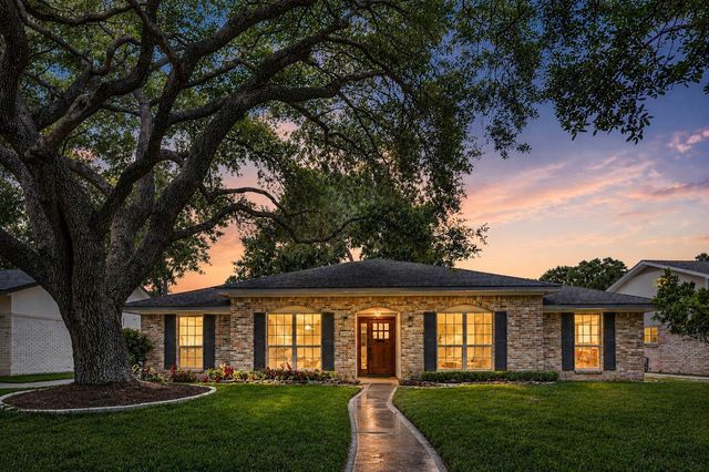 6226 Paisley Street, Houston, TX 77096