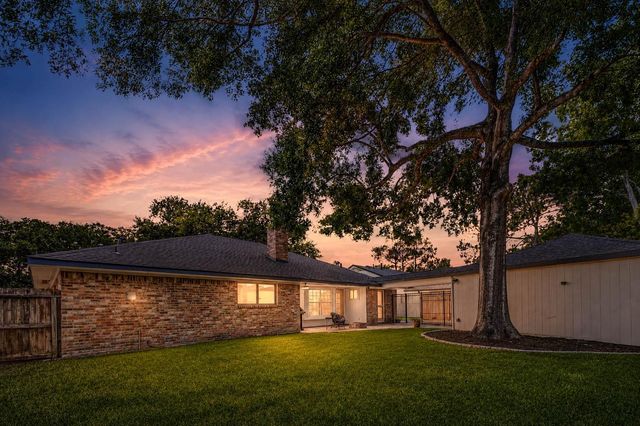 6226 Paisley Street, Houston, TX 77096