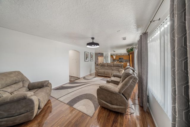 2812 Monument Drive NW, Albuquerque, NM 87120