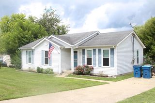 512 Hickory Road, Lawrenceburg, KY 40342