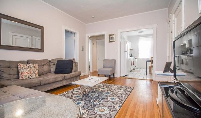 187 Kent St 3, Brookline, MA 02446