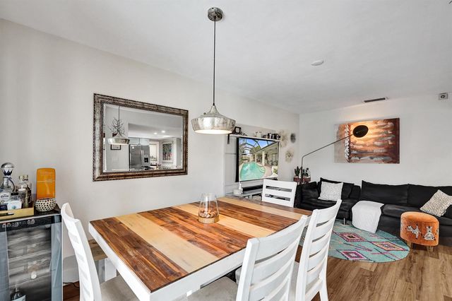 10544 NW 4th Street, Plantation, FL 33324