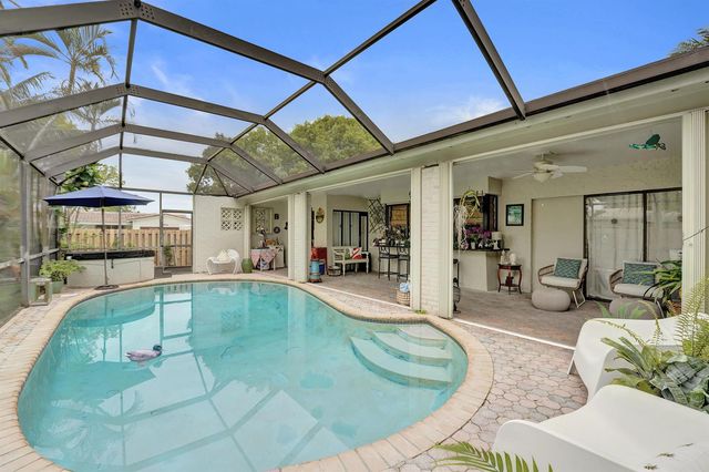 10544 NW 4th Street, Plantation, FL 33324