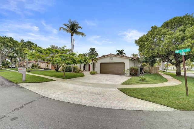 10544 NW 4th Street, Plantation, FL 33324
