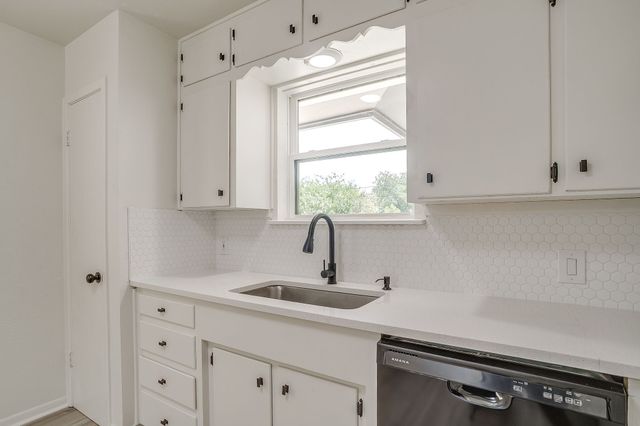 3501 Cimmaron Trail, Fort Worth, TX 76116