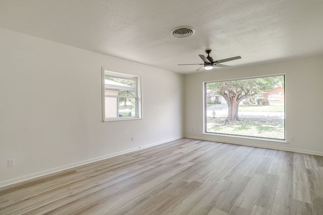 3501 Cimmaron Trail, Fort Worth, TX 76116