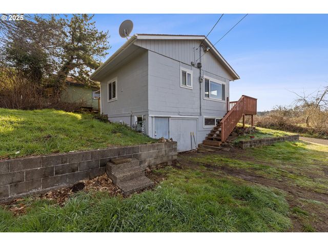 4835 Ne NEOTSU Dr, Neotsu, OR 97364