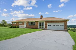 135 Deerfield Rd, South Franklin, PA 15301