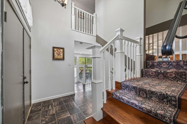 27 E Shady Lane, Houston, TX 77063