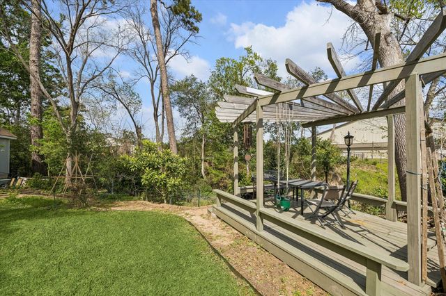 27 E Shady Lane, Houston, TX 77063