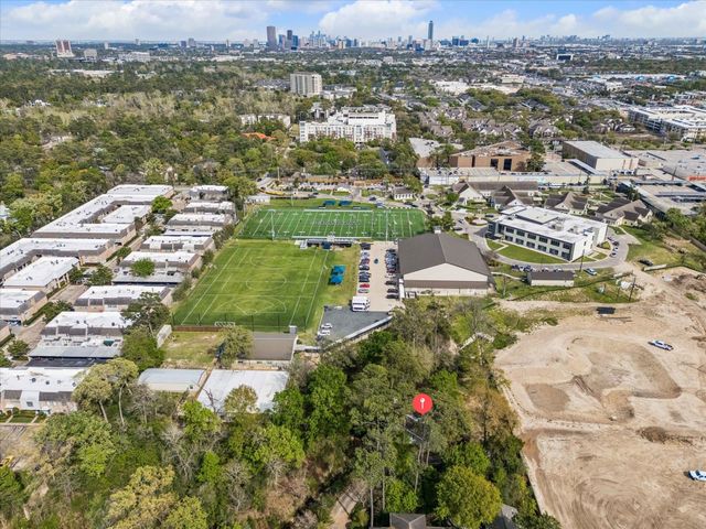 27 E Shady Lane, Houston, TX 77063