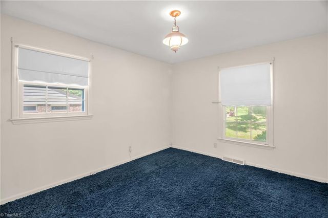 3105 Stratford Drive, Greensboro, NC 27408