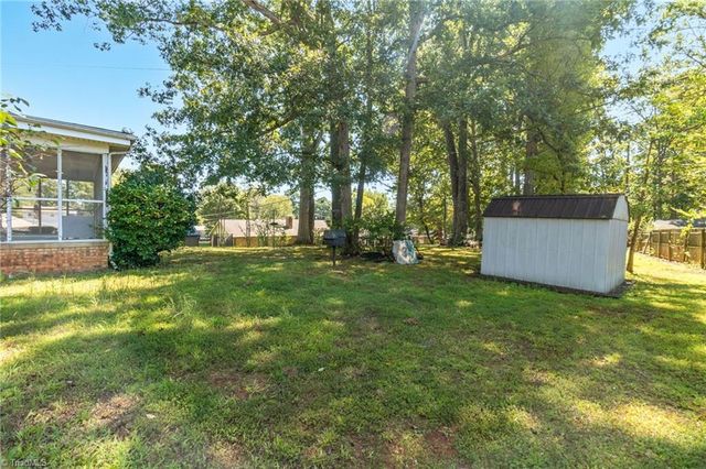 3105 Stratford Drive, Greensboro, NC 27408