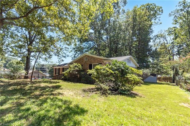 3105 Stratford Drive, Greensboro, NC 27408