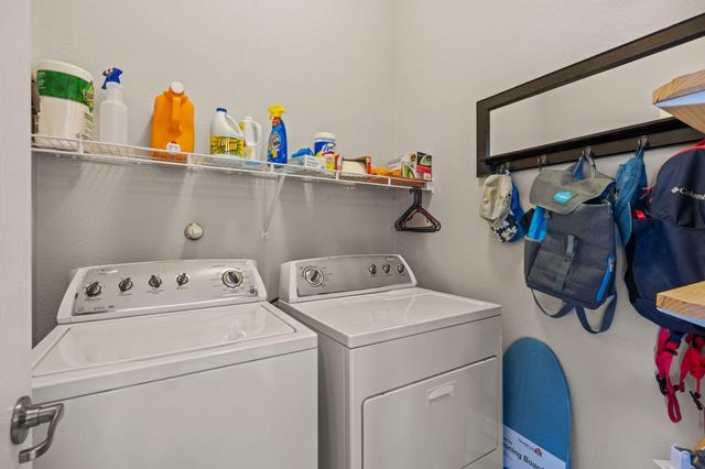 11040 Fort Point Lane NE UNIT C, Albuquerque, NM 87123