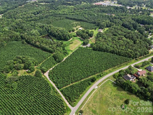 - Red Yam Farm Road, Dallas, NC 28034