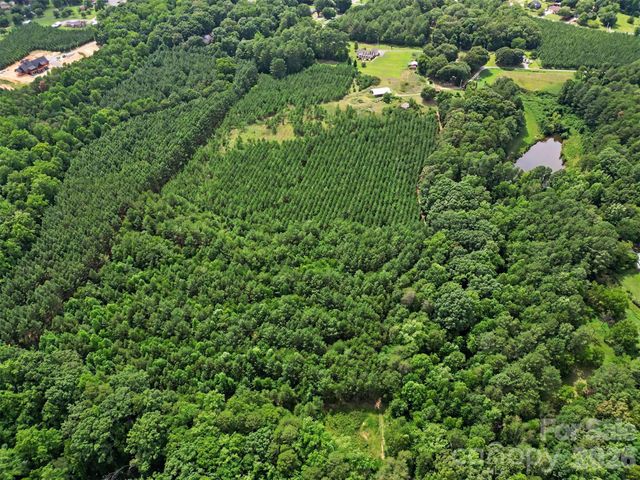 - Red Yam Farm Road, Dallas, NC 28034