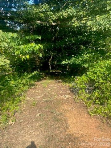 - Red Yam Farm Road, Dallas, NC 28034