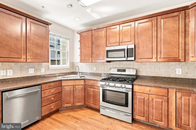 107 HEARTH CT, Baltimore, MD 21212