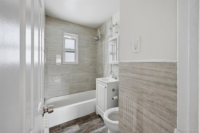 263-03 73rd Avenue 03, Glen Oaks, NY 11004