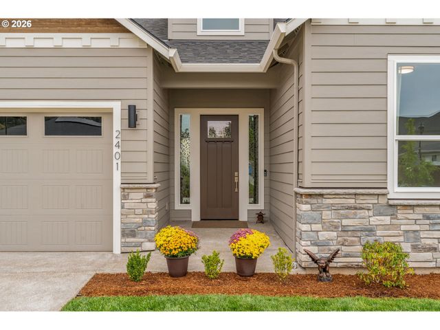 2401 E FOXTROT St, La Center, WA 98629