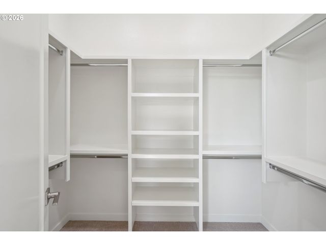 2401 E FOXTROT St, La Center, WA 98629