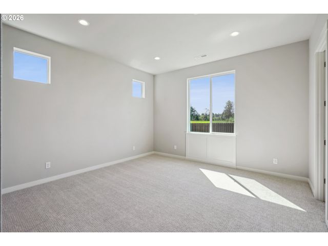 2401 E FOXTROT St, La Center, WA 98629