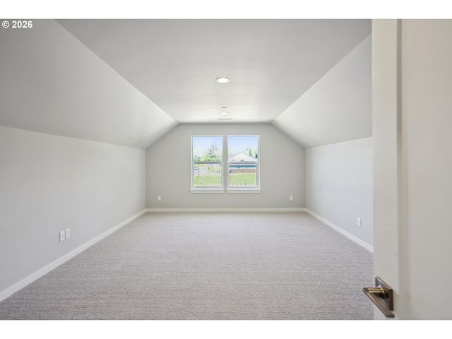 2401 E FOXTROT St, La Center, WA 98629