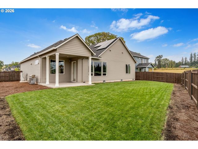 2401 E FOXTROT St, La Center, WA 98629