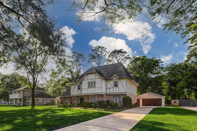 6710 Falling Waters Drive, Spring, TX 77379