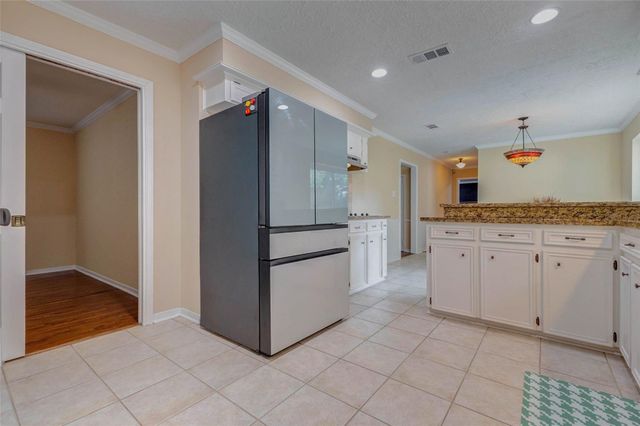 6710 Falling Waters Drive, Spring, TX 77379