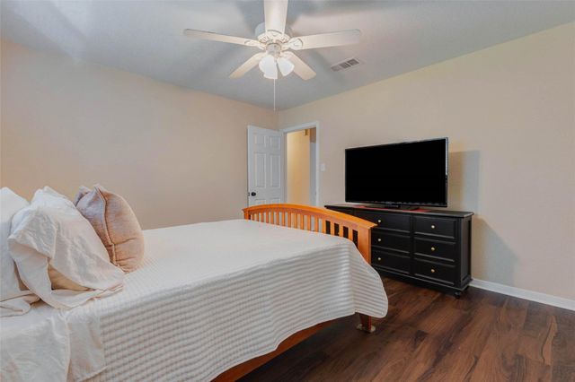 6710 Falling Waters Drive, Spring, TX 77379