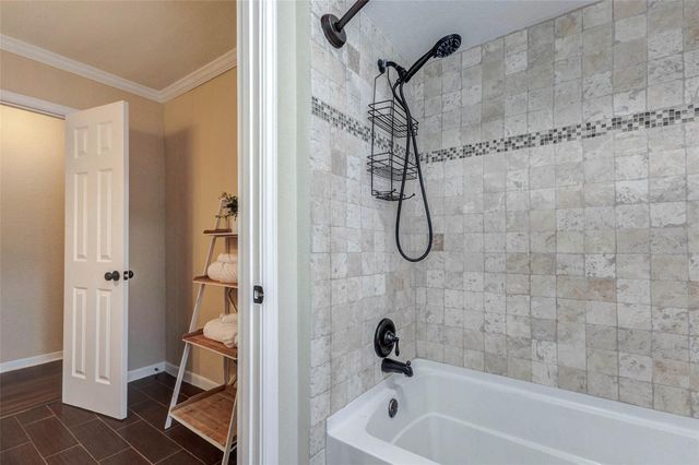 6710 Falling Waters Drive, Spring, TX 77379