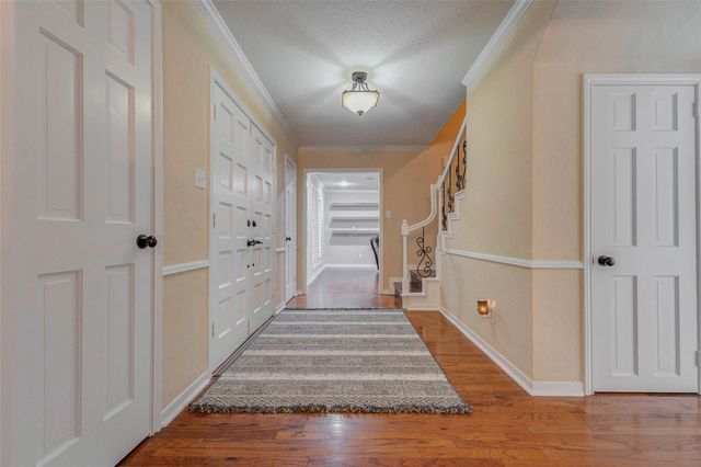 6710 Falling Waters Drive, Spring, TX 77379