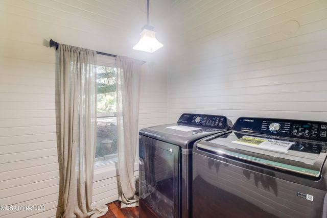 701 Commerce Street, Gulfport, MS 39507