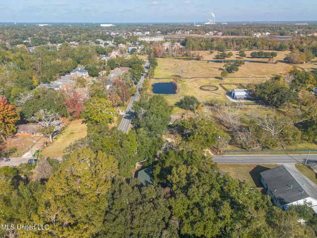 701 Commerce Street, Gulfport, MS 39507