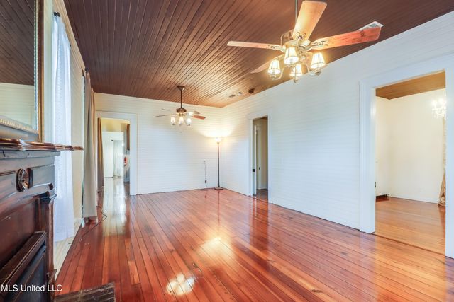 701 Commerce Street, Gulfport, MS 39507