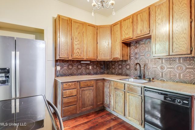 701 Commerce Street, Gulfport, MS 39507