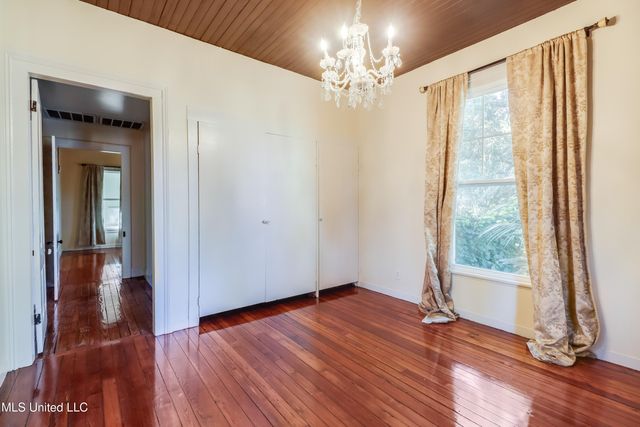 701 Commerce Street, Gulfport, MS 39507