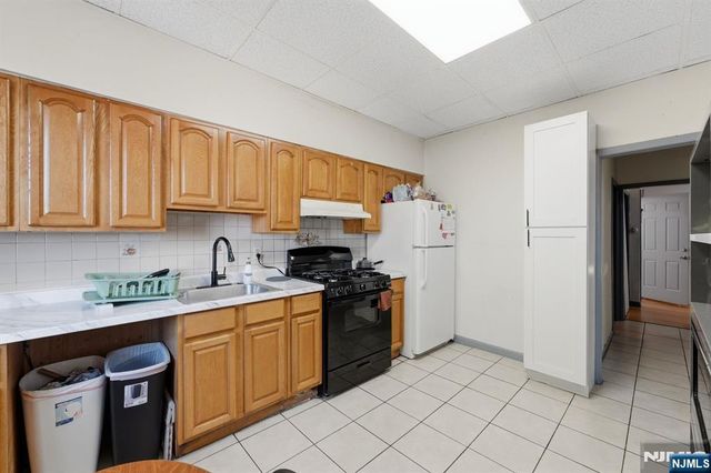 1507 Kerrigan Avenue, Union City, NJ 07087
