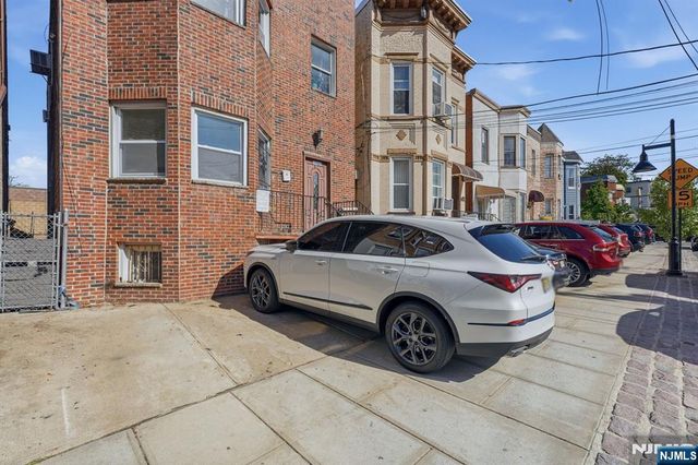 1507 Kerrigan Avenue, Union City, NJ 07087